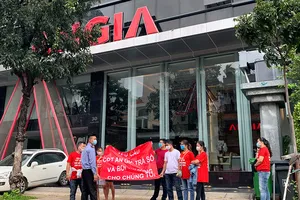 TP.HCM: Cư dân An Gia tiếp tục căng băng rôn đòi sổ hồng