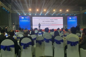 Chủ tịch Hiệp hội BĐS Việt Nam: 'Giao dịch thị trường thấp nhất trong nhiều năm qua'