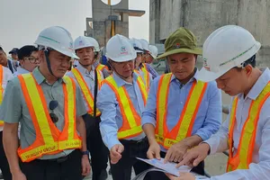 Dự án ngăn triều 10.000 tỉ thi công trở lại sau hơn 2 năm dừng