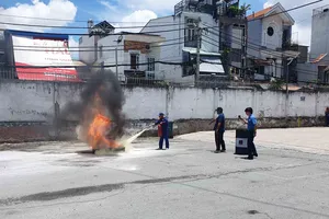 Phòng chống cháy nổ ở cây xăng, xe bồn