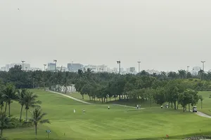 Sau Tân Sơn Nhất, tiếp tục đề xuất chuyển sân golf phía Nam TP.HCM thành công viên 