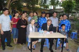 Tâm sự người chụp ảnh ông Ban Ki-moon tại nhà thờ họ Phan Huy