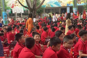 Bộ GD&ĐT đề xuất lùi lộ trình tăng học phí chậm lại một năm