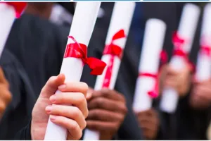 Gần 1.800 bằng cấp nước ngoài chưa được Bộ GD&ĐT công nhận