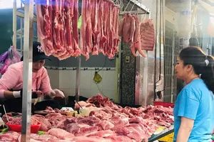 Lo giá hàng hoá 'té nước theo mưa', Bộ Tài chính nói gì?