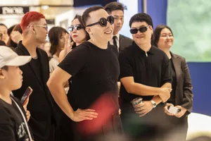 'Phù thủy âm nhạc' Touliver mang ký ức tuổi thơ vào không gian trưng bày nghệ thuật mới