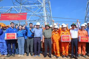 Thủ tướng: Phải hoàn thành đường dây 500 kV Lào Cai-Vĩnh Yên vào ngày 19-8