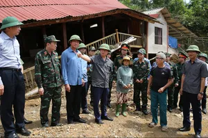 Phó Thủ tướng Trần Hồng Hà kiểm tra công tác chuẩn bị ứng phó với bão số 11 