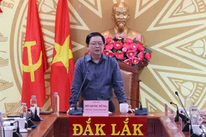 Ưu tiên cứu dân tại các khu vực bị chia cắt do mưa lũ ở Đắk Lắk