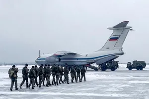 Nga lập phi đội hỗ trợ Kazakhstan, 12 máy bay đã xuất phát