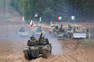 Trong khi Croatia ngãng ra, Romania sẵn sàng nhận thêm quân NATO đối phó Nga