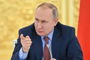 Ông Putin gửi thông điệp ‘nắn gân’ các nước láng giềng 