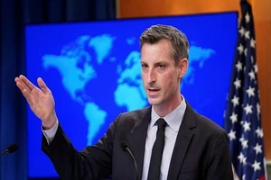 Bộ Ngoại giao Mỹ giục công dân rời Ukraine, Nga ngay lập tức