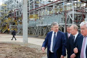 Mỹ nói Nga phải bán tháo dầu, Moscow đáp ‘không thể xảy ra’