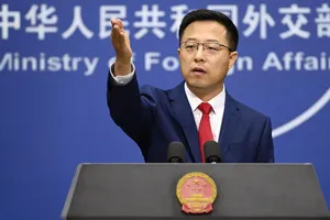 Bắc Kinh chê G7 không... đông dân bằng BRICS