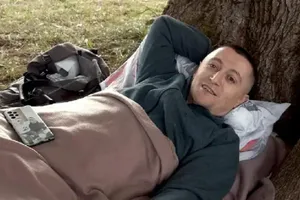 Quán quân cuộc thi ai nằm lâu nhất ‘ẵm’ 350 euro cùng nhiều giải thưởng hấp dẫn 