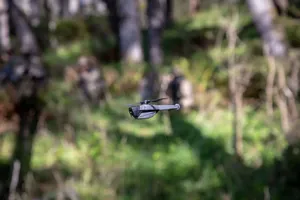 Biết gì về UAV siêu nhỏ Black Hornet sắp tới tay Ukraine? 