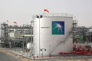 OPEC+ quyết định giảm nguồn cung dầu 