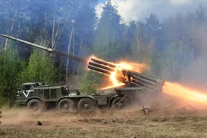 VIDEO: Nga triển khai hệ thống pháo Uragan bắn vào mục tiêu Ukraine 