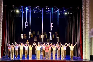 Kịch múa ‘Hoàng hôn’: Đẹp đến nao lòng 