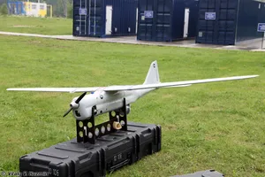 VIDEO: Cận cảnh lính Nga lắp ráp, phóng UAV Orlan-10 