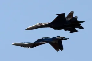 VIDEO: Tiêm kích Su-27 Nga xả nhiên liệu vào UAV MQ-9 Reaper Mỹ trên Biển Đen