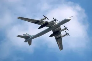 VIDEO: 2 oanh tạc cơ Tu-95MS Nga bay qua Biển Nhật Bản, giữa lúc ông Kishida thăm Ukraine