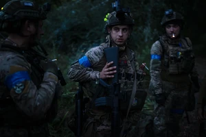 Nóng Nga-Ukraine 15-9: Kiev phá S-400 Nga ở Crimea, Donetsk nóng ran