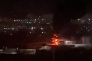 Thấy gì từ việc Ukraine liên tiếp cho UAV tấn công nhà máy lọc dầu Nga?