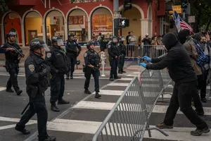 Sức nóng biểu tình ở Los Angeles lan khắp nước Mỹ 