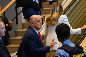 Liên Hợp Quốc giải thích chuyện thang cuốn, máy nhắc chữ sau khi ông Trump phàn nàn