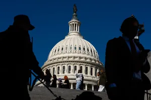 Thượng viện Mỹ thông qua dự luật mở cửa chính phủ, chờ Hạ viện