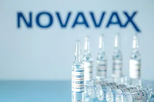 Các lọ vaccine ngừa COVID-19 của hãng Novavax (Mỹ). Ảnh: GAVI