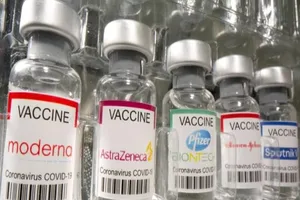 Một số loại vaccine ngừa COVID-19 hiện có trên thế giới. Ảnh: REUTERS