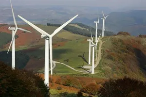 Trang trại điện gió Merdelou-Fontanelles ở miền Nam nước Pháp. Ảnh: AFP