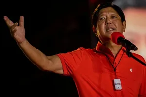 Ông Marcos phát biểu trong buổi vận động tranh cử ở tỉnh Pampanga, Philippines hôm 29-4. Ảnh: REUTERS