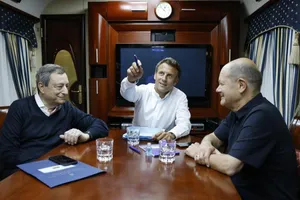 3 nhà lãnh đạo châu Âu trên tàu đến thủ Kiev của Ukraine. Ảnh: AP