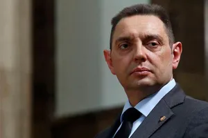 Bộ trưởng Nội vụ Serbia - ông Aleksandar Vulin. Ảnh: AP