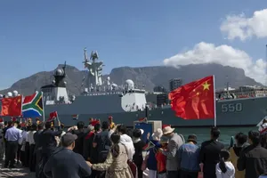 Tàu khu trục Duy Phường của Trung Quốc tham gia cuộc tập trận Mosi hồi năm 2019. Ảnh: TÂN HOA XÃ