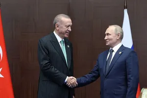 Tổng thống Thổ Nhĩ Kỳ Recep Tayyip Erdogan (trái) gặp Tổng thống Nga Vladimir Putin tại Astana (Kazakhstan) hồi tháng 10-2022. Ảnh: AFP