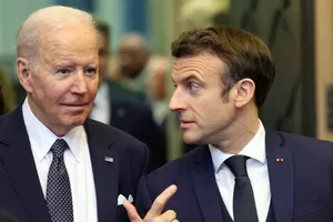Lãnh đạo Mỹ, Pháp thảo luận về chuyến thăm Trung Quốc của ông Macron