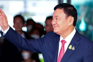 Nhà Vua Thái giảm án tù cho cựu Thủ tướng Thaksin