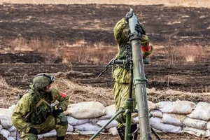 Chiến sự Nga-Ukraine 6-2: Nga yêu cầu HĐBA LHQ họp khẩn vụ pháo kích ở Luhansk làm hàng chục dân thường thiệt mạng