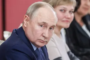 Ông Putin: F-16 cấp cho Ukraine sẽ bị tiêu diệt dù cất cánh ở đâu