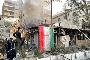 Ảnh, Video: Hiện trường ĐSQ Iran tại Syria bị tấn công