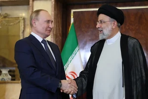 Ông Putin: Iran cần giữ vững tinh thần vượt qua thảm kịch