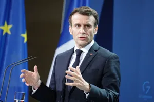 Tổng thống Pháp Emmanuel Macron giải tán quốc hội