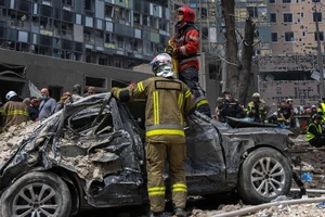 Vụ bệnh viện nhi ở Kiev trúng tên lửa: Nga, Ukraine và các nước nói gì?