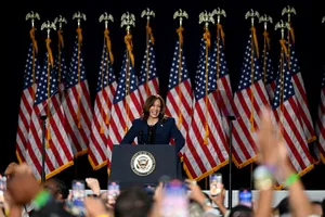 Bà Harris cấp tập tranh cử, điểm đầu tiên là bang chiến trường Wisconsin