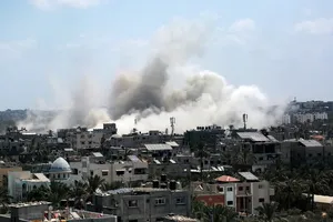 Israel không kích trường học ở Gaza, hơn 130 người thương vong